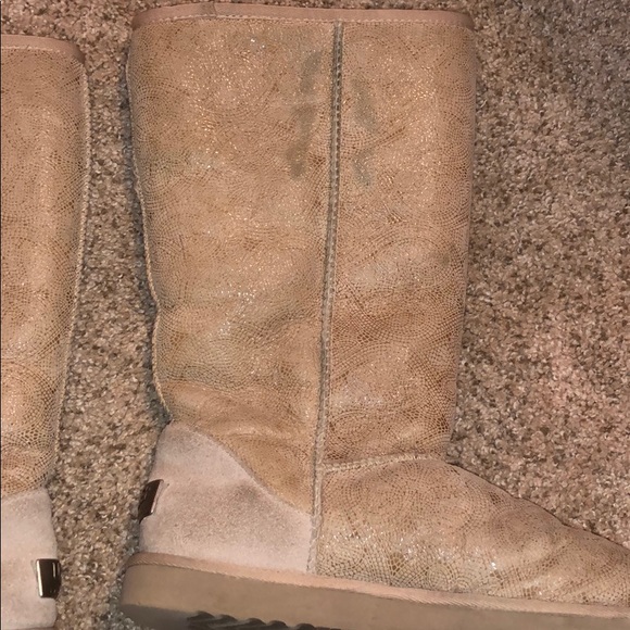 Mosaic Ugg Boots - Picture 3 of 8